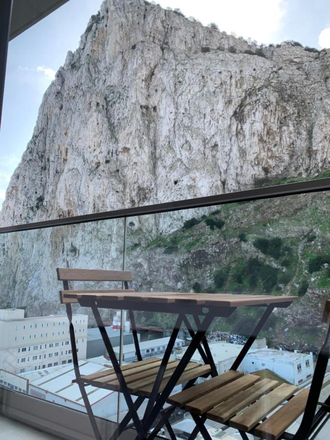 Cp High Floor Luxury Studio Gibraltar Exterior photo