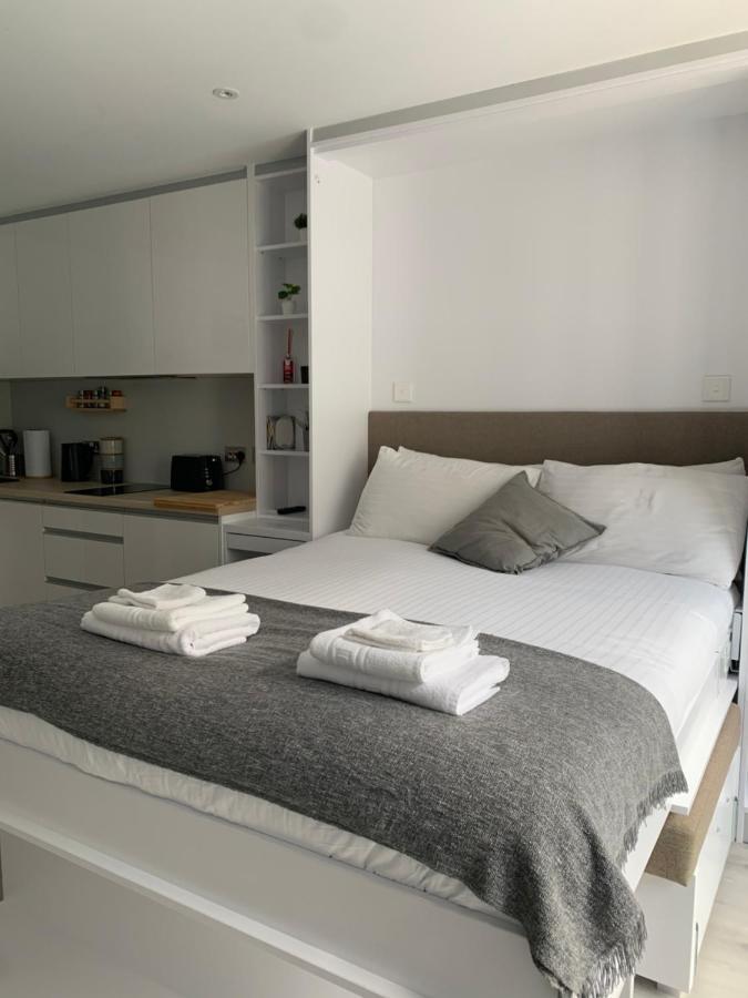 Cp High Floor Luxury Studio Gibraltar Exterior photo