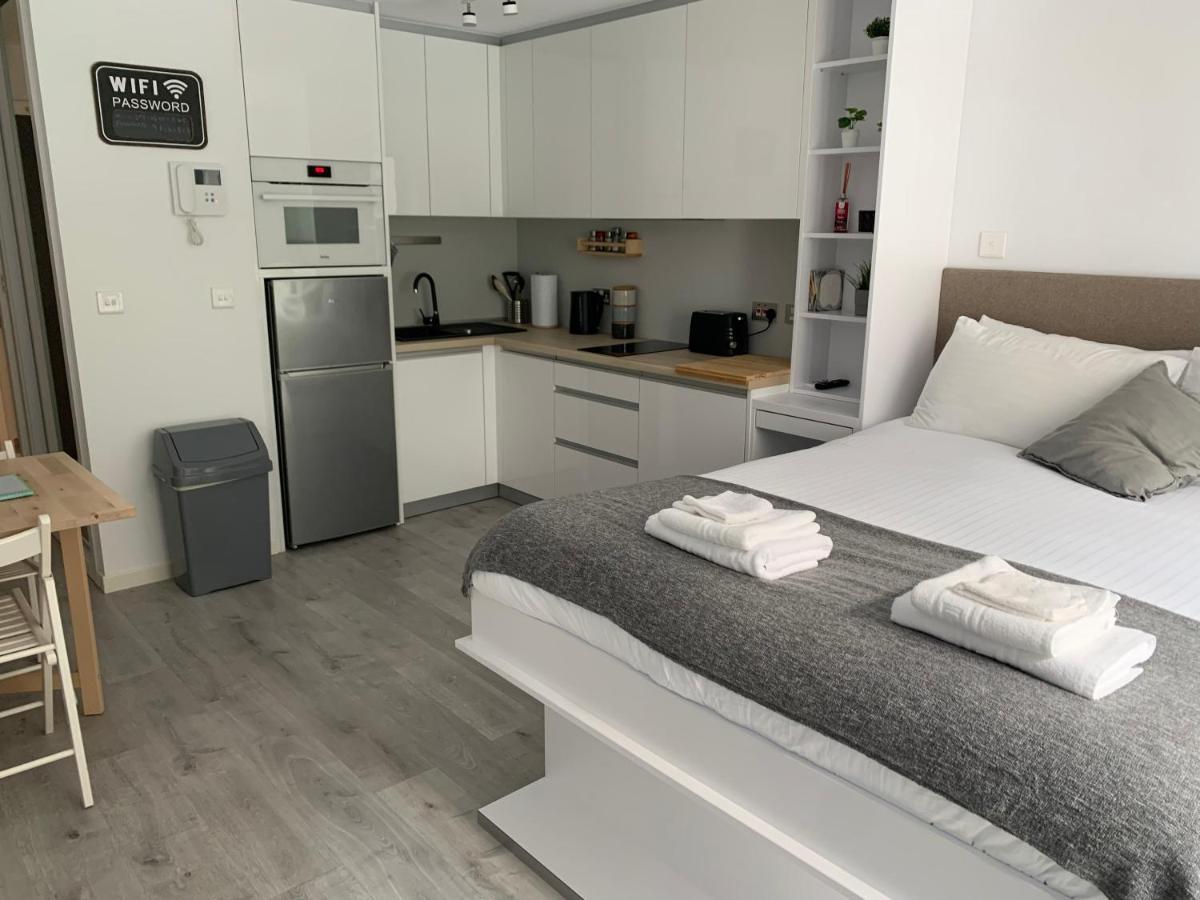 Cp High Floor Luxury Studio Gibraltar Exterior photo